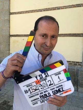 Marcos Arizmendi durante el rodaje del programa de humor "Y si sí"