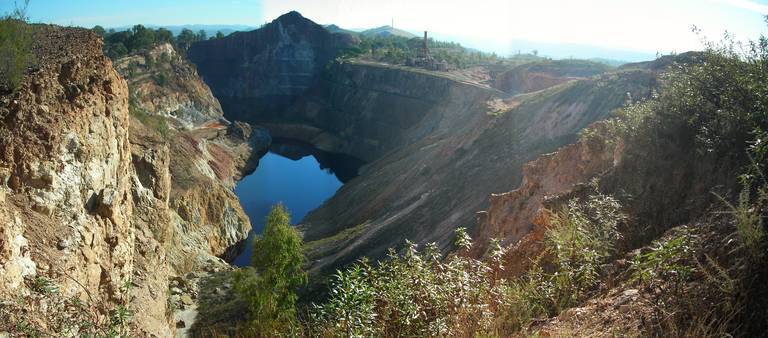 Crean un grupo de trabajo para mejorar las masas de agua afectadas por la minería