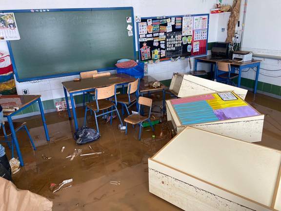 Reabren numerosos centros educativos de la costa tras el temporal