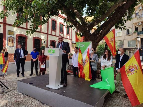 VOX ve un “acoso y derribo” sobre el concepto de Hispanidad