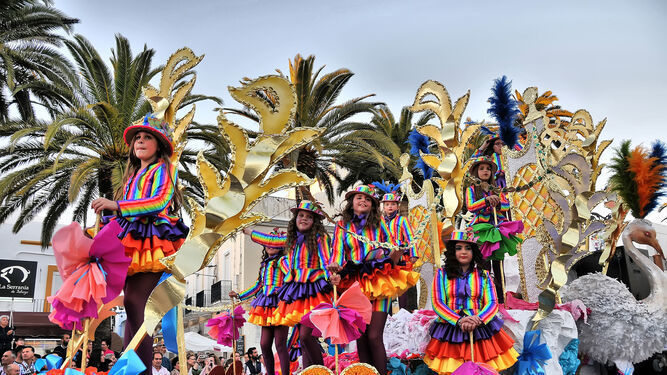 Huelva ya vive ambiente de Semana Santa y se anuncia hasta el Carnaval