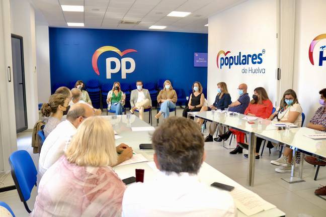 El PP defiende las inversiones en sanidad del Gobierno andaluz