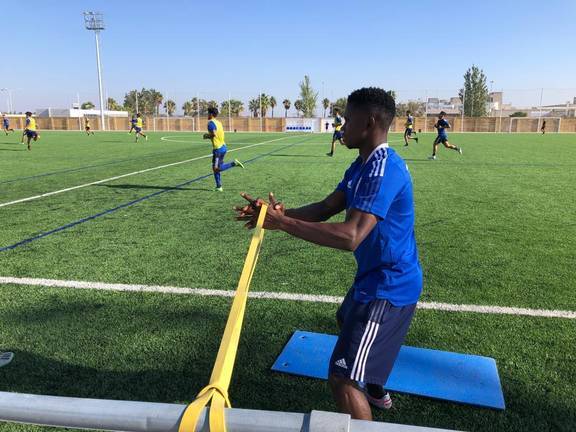 Peter se convierte en duda para el Conil-Recreativo