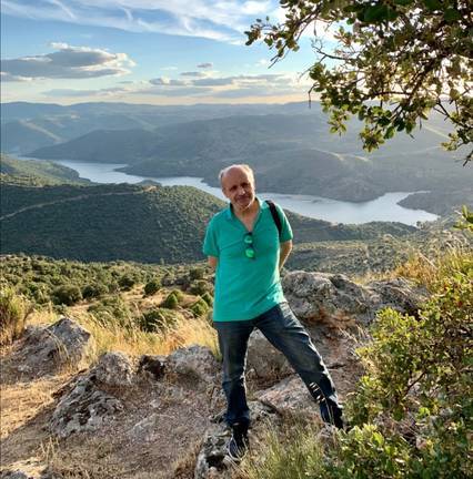 Ángel Ocaña: "Estoy muy agradecido a Merchán por la oportunidad de trabajar en Huelva Información" 6 Ángel Ocaña: "Estoy muy agradecido a Merchán por la oportunidad de trabajar en Huelva Información"