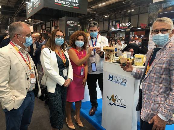 Veinte empresas de Huelva muestran su excelencia en el Salón Gourmets de Madrid