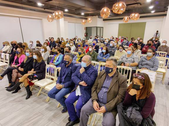 ASIDEM presenta su calendario solidario