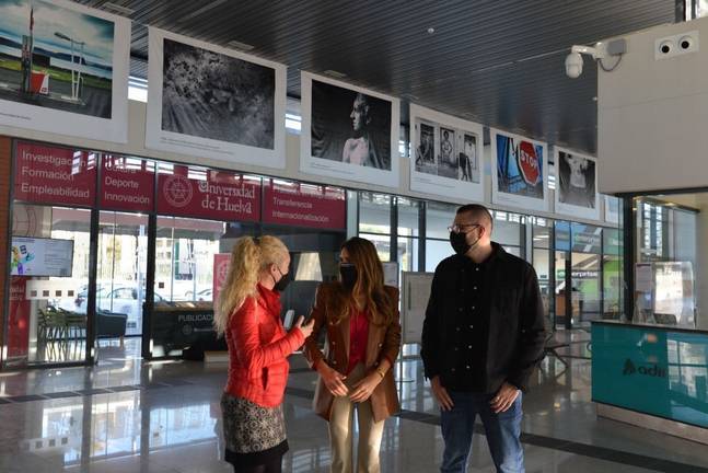 ContemporArte traslada a la estación de trenes Adif obras de artistas onubenses