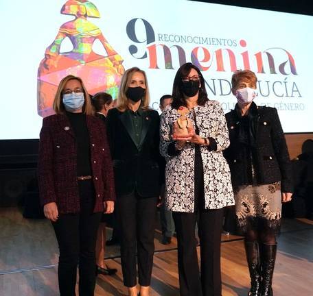 María Antonia Peña recoge el premio Menina por su lucha contra la violencia de género