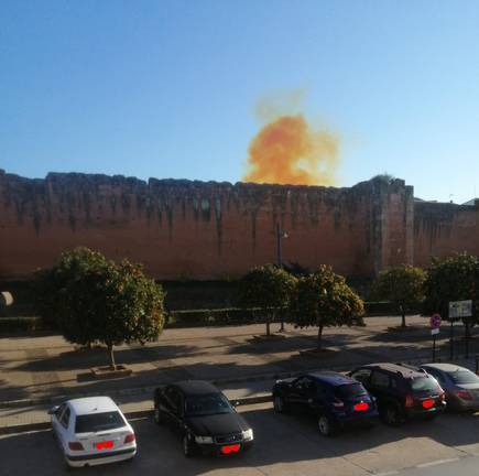 La explosión se hizo visible desde todo el núcleo urbano de Niebla