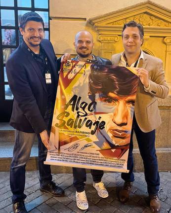 Cartel de Algo Salvaje, la historia de Bambino