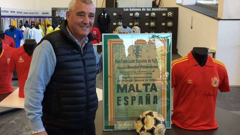 Poli Rincón: “Viví en Huelva y en el Recre uno de los mejores años de mi vida”