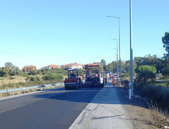 La Junta rehabilita el firme en la A-492, entre Aljaraque y Gibraleón