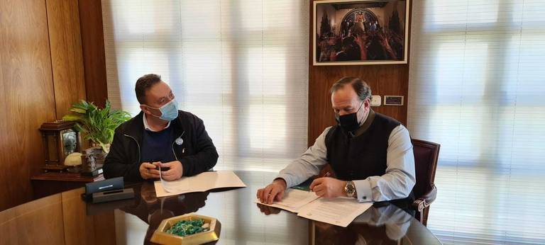 Caja Rural y la Asociación Andaluza de Librerías sellan una alianza para fortalecer el sector