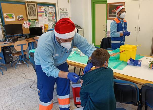 La Junta acelera la vacunación infantil ante la vuelta al cole y los contagios disparados