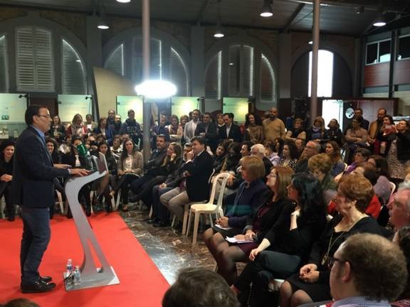 El PSOE homenajea a personas y organismos que trabajan por la igualdad