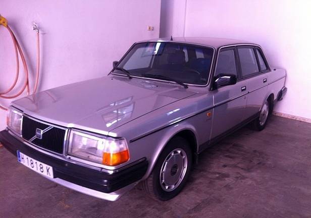 De las carreteras suecas llegó (para quedarse) el Volvo 240
